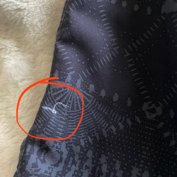 Men’s Hurley board shorts size 36, READ - Picture 7 of 9